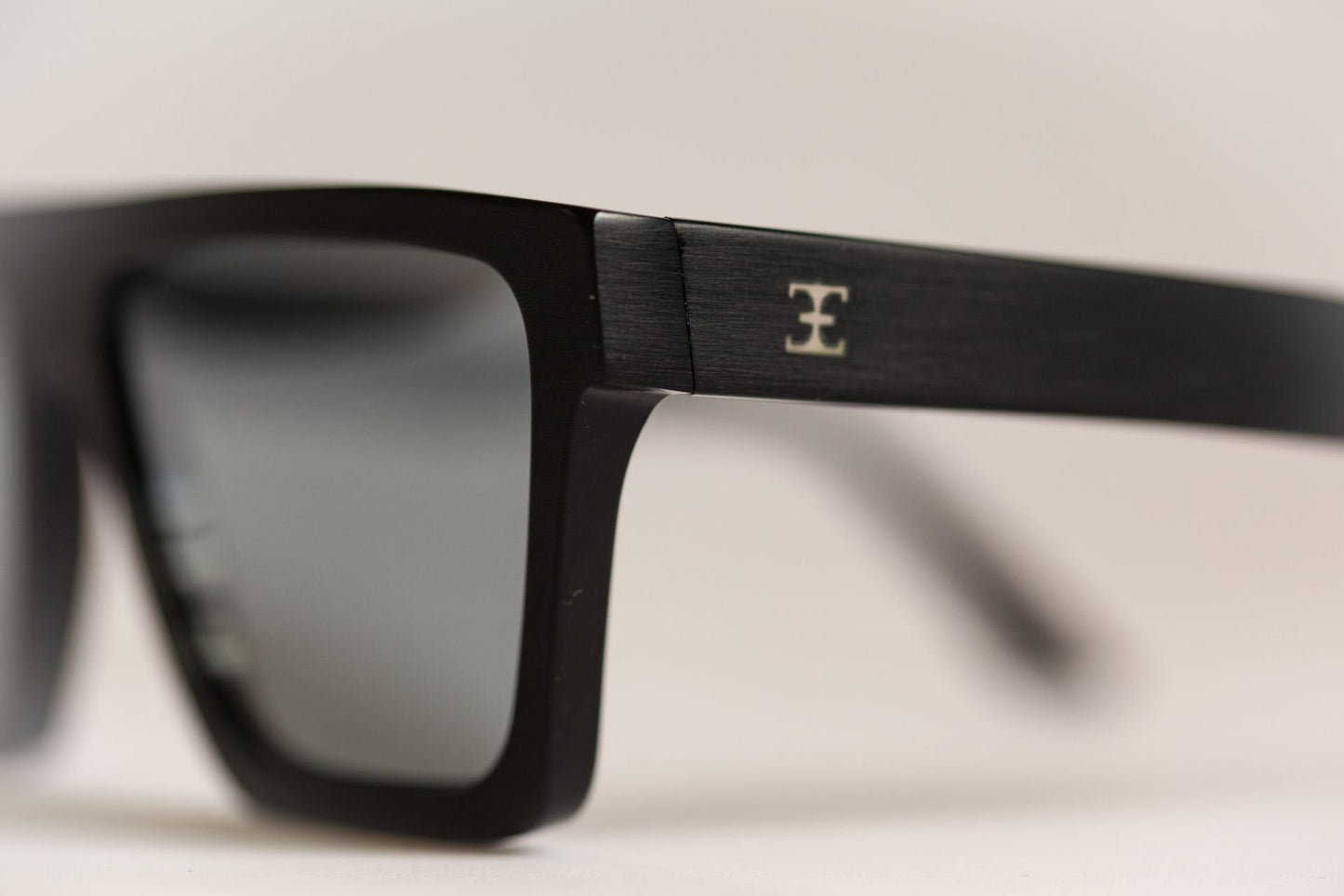 Modena - Brushed Black & Grey | Polarised
