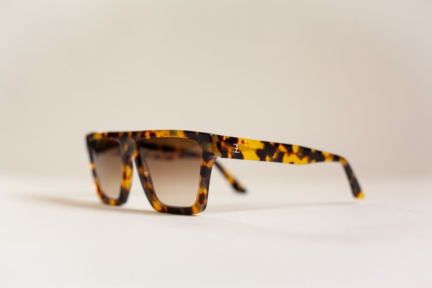 Modena - Light Havana & Bronze | Gradient