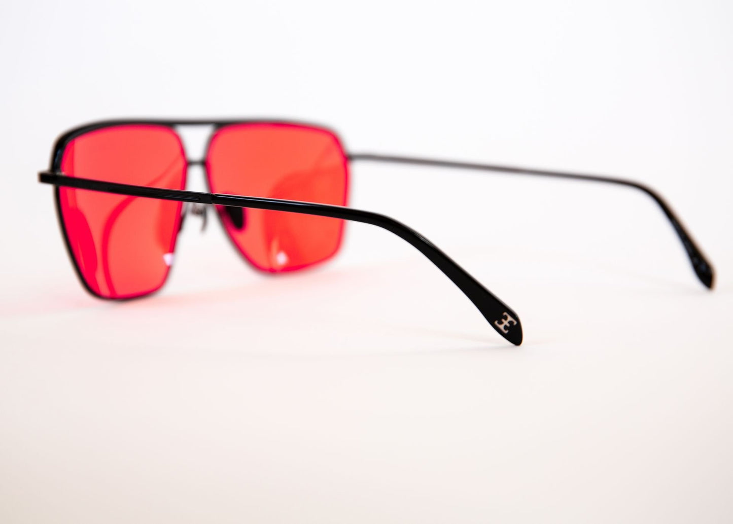 Hiroki 2 - Black & Fuchsia