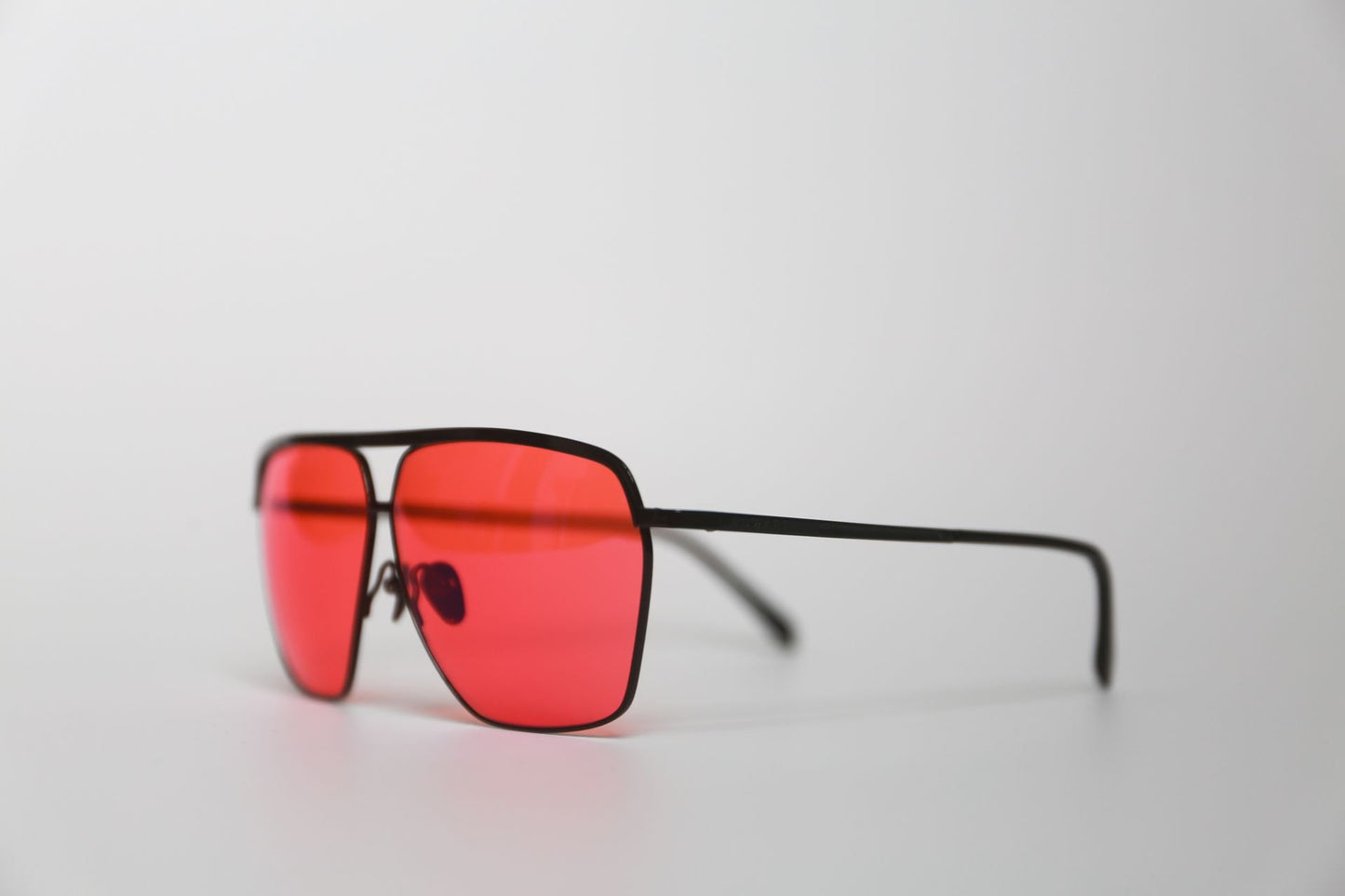 Hiroki 2 - Black & Fuchsia